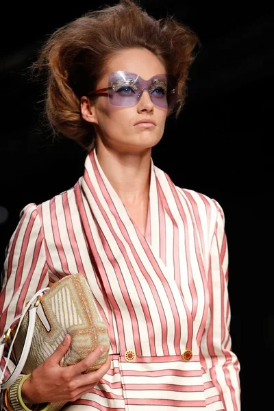 Look 54